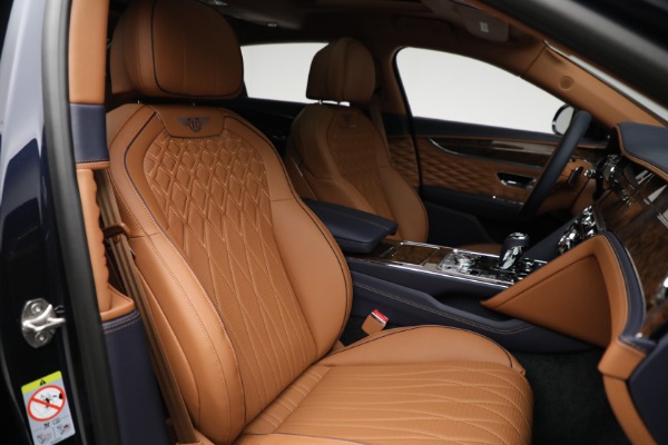 Used 2022 Bentley Flying Spur W12 for sale $299,900 at Bugatti of Greenwich in Greenwich CT 06830 25