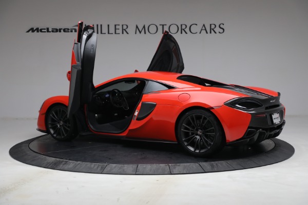 Used 2017 McLaren 570S for sale Sold at Bugatti of Greenwich in Greenwich CT 06830 17