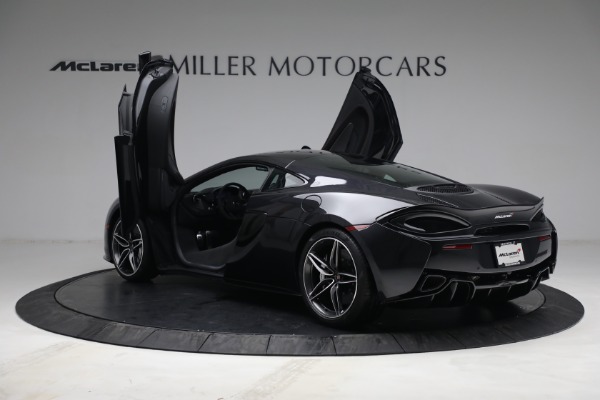 Used 2018 McLaren 570GT for sale Sold at Bugatti of Greenwich in Greenwich CT 06830 18