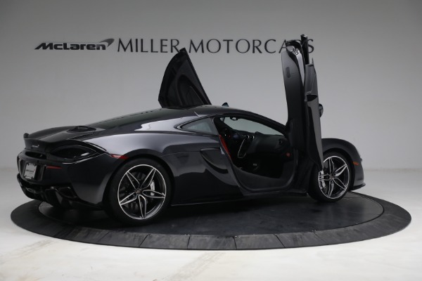 Used 2018 McLaren 570GT for sale Sold at Bugatti of Greenwich in Greenwich CT 06830 21