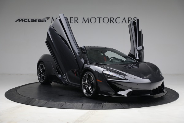 Used 2018 McLaren 570GT for sale Sold at Bugatti of Greenwich in Greenwich CT 06830 24