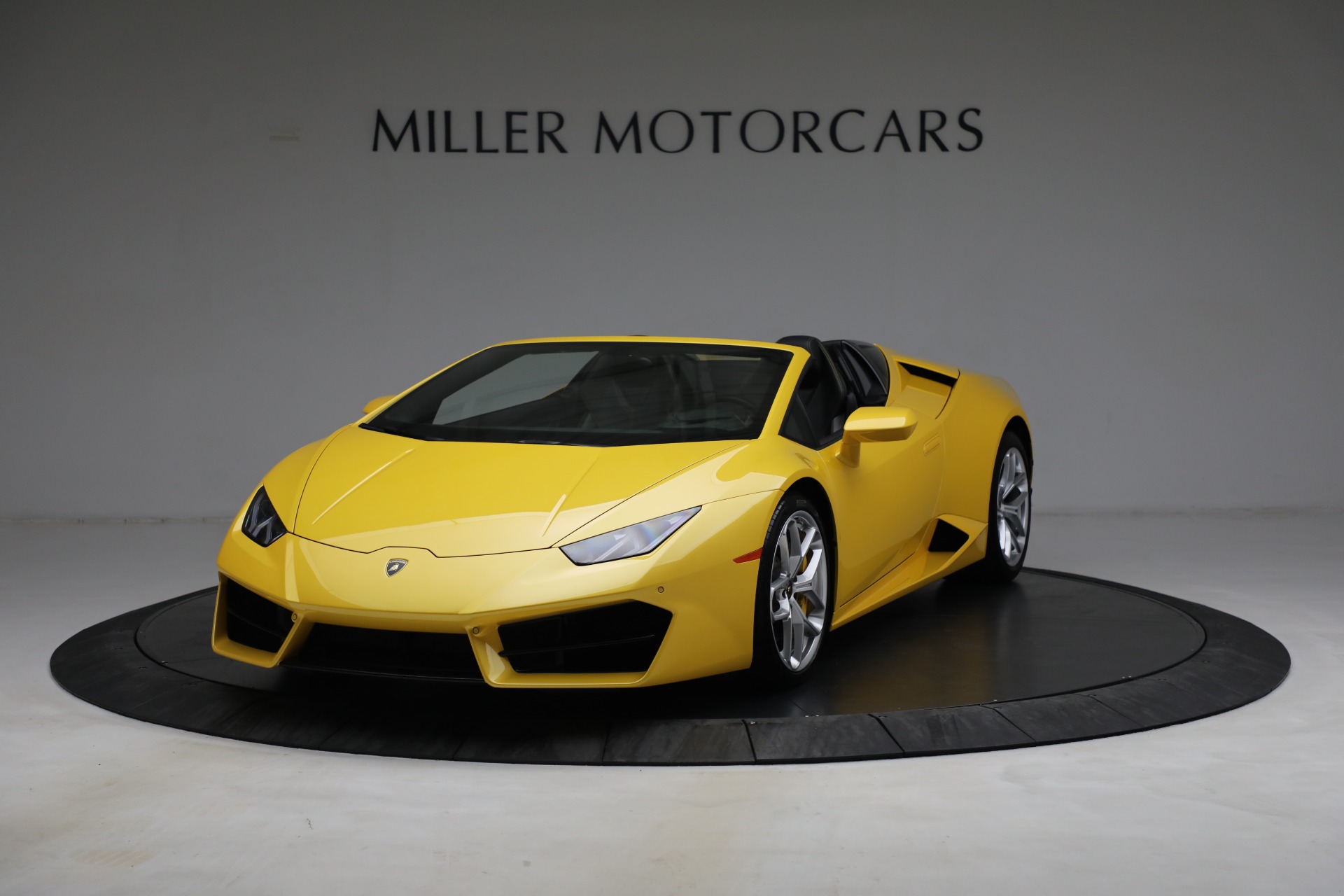 Used 2017 Lamborghini Huracan LP 580-2 Spyder for sale Sold at Bugatti of Greenwich in Greenwich CT 06830 1