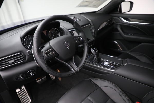 New 2022 Maserati Levante GT for sale $89,126 at Bugatti of Greenwich in Greenwich CT 06830 13