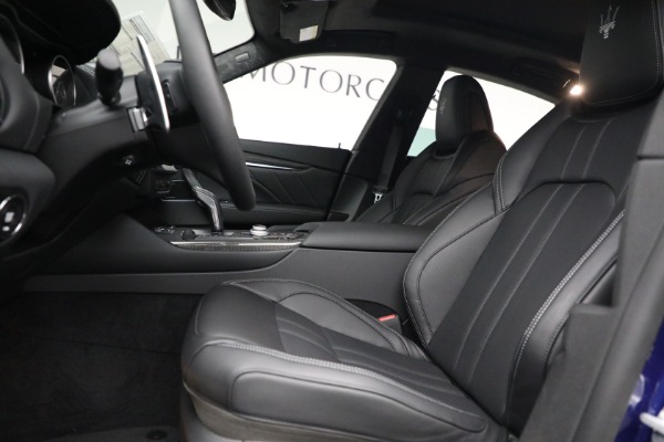 New 2022 Maserati Levante GT for sale $89,126 at Bugatti of Greenwich in Greenwich CT 06830 14