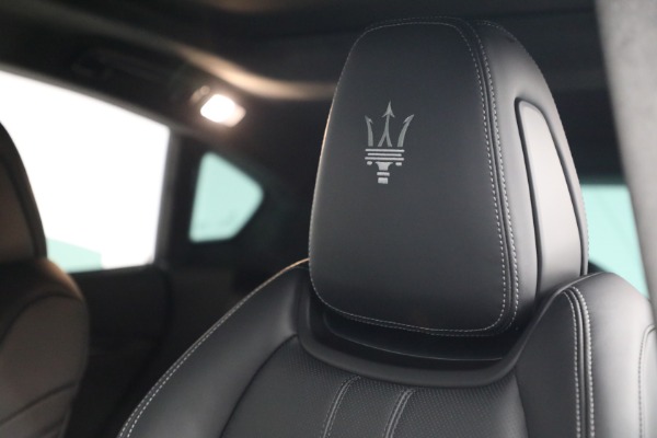 New 2022 Maserati Levante GT for sale $89,126 at Bugatti of Greenwich in Greenwich CT 06830 16