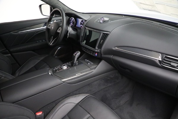 New 2022 Maserati Levante GT for sale $89,126 at Bugatti of Greenwich in Greenwich CT 06830 21