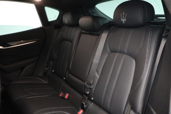 New 2022 Maserati Levante GT for sale $89,126 at Bugatti of Greenwich in Greenwich CT 06830 25