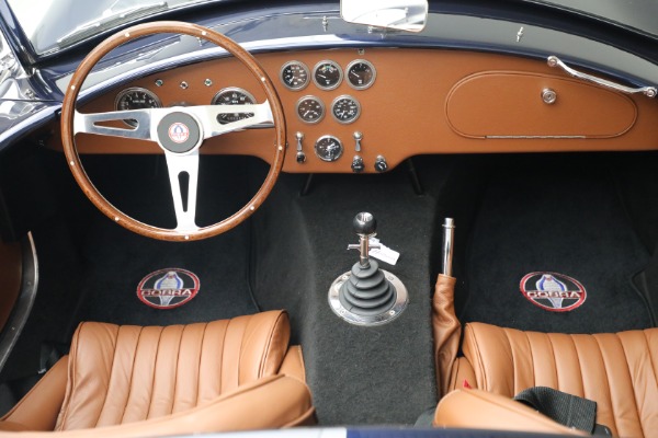 Used 1962 Superformance Cobra 289 Slabside for sale Sold at Bugatti of Greenwich in Greenwich CT 06830 22