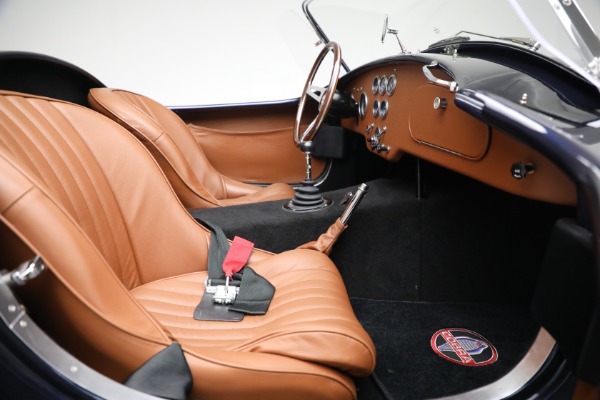 Used 1962 Superformance Cobra 289 Slabside for sale Sold at Bugatti of Greenwich in Greenwich CT 06830 24