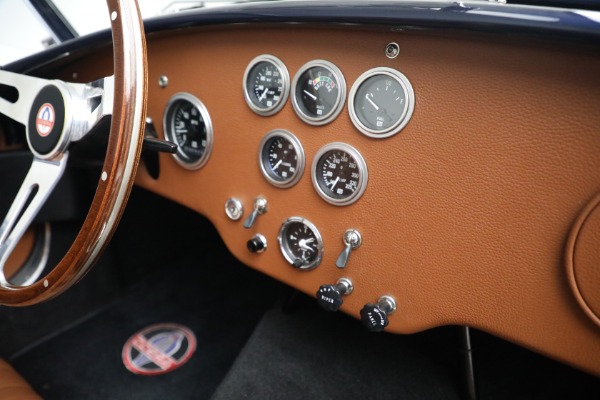 Used 1962 Superformance Cobra 289 Slabside for sale Sold at Bugatti of Greenwich in Greenwich CT 06830 25