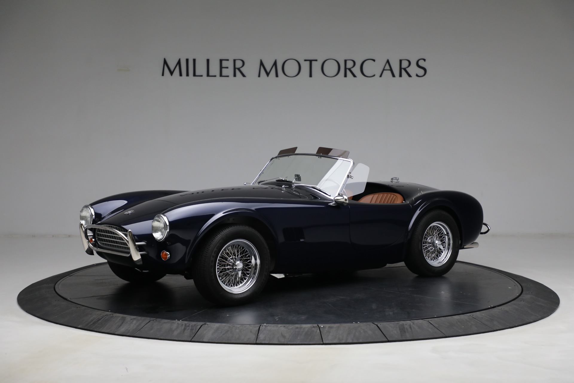 Used 1962 Superformance Cobra 289 Slabside for sale Sold at Bugatti of Greenwich in Greenwich CT 06830 1