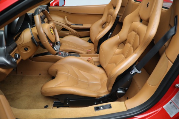 Used 2013 Ferrari 458 Spider for sale Sold at Bugatti of Greenwich in Greenwich CT 06830 22