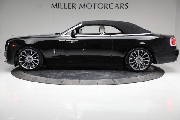 Used 2018 Rolls-Royce Dawn for sale $319,900 at Bugatti of Greenwich in Greenwich CT 06830 25