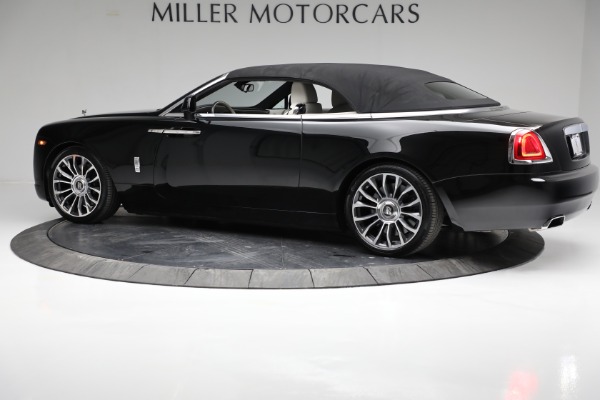 Used 2018 Rolls-Royce Dawn for sale $319,900 at Bugatti of Greenwich in Greenwich CT 06830 26