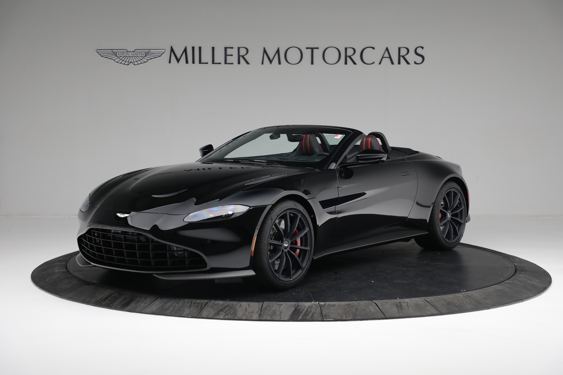 New 2021 Aston Martin Vantage Roadster for sale Sold at Bugatti of Greenwich in Greenwich CT 06830 1