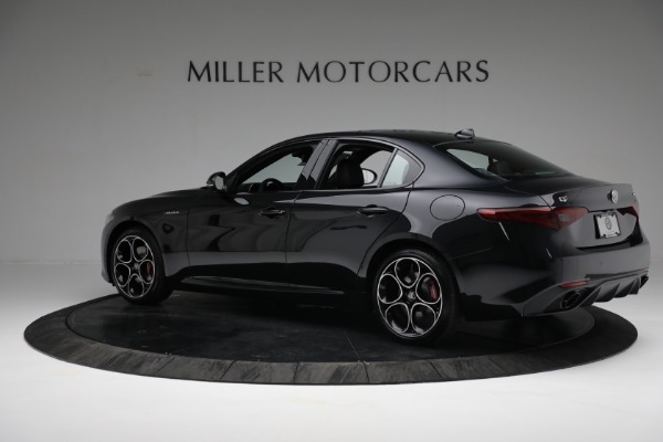 New 2022 Alfa Romeo Giulia Veloce for sale Sold at Bugatti of Greenwich in Greenwich CT 06830 4