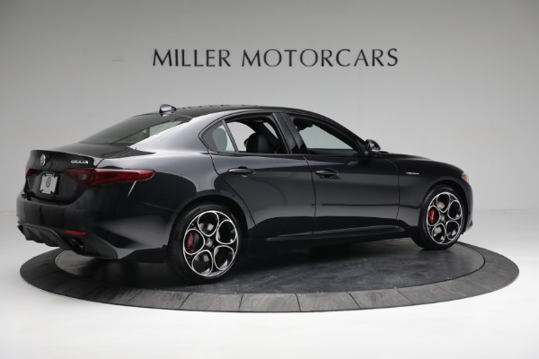 New 2022 Alfa Romeo Giulia Veloce for sale Sold at Bugatti of Greenwich in Greenwich CT 06830 8