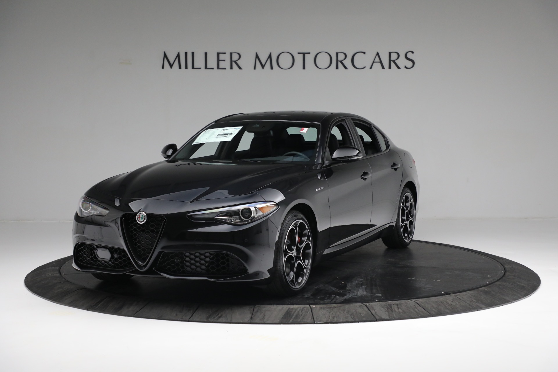 New 2022 Alfa Romeo Giulia Veloce for sale Sold at Bugatti of Greenwich in Greenwich CT 06830 1