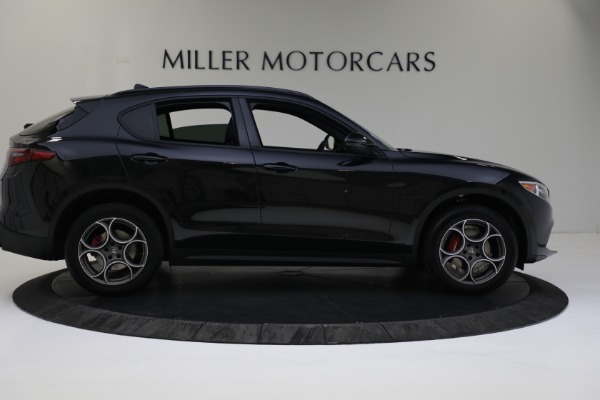 New 2022 Alfa Romeo Stelvio Sprint for sale Sold at Bugatti of Greenwich in Greenwich CT 06830 11