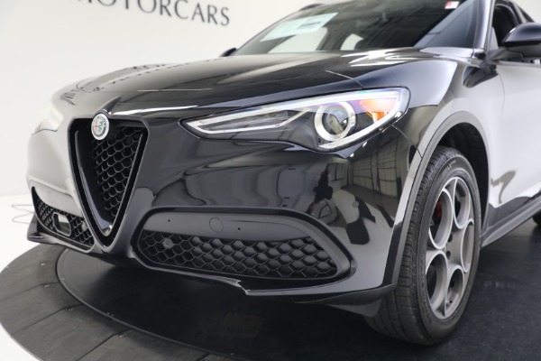 New 2022 Alfa Romeo Stelvio Sprint for sale Sold at Bugatti of Greenwich in Greenwich CT 06830 20