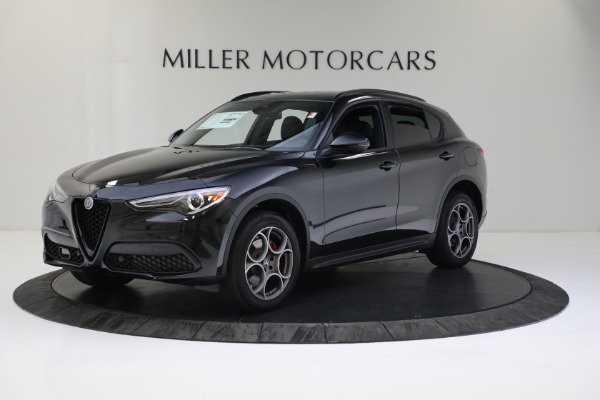 New 2022 Alfa Romeo Stelvio Sprint for sale Sold at Bugatti of Greenwich in Greenwich CT 06830 3