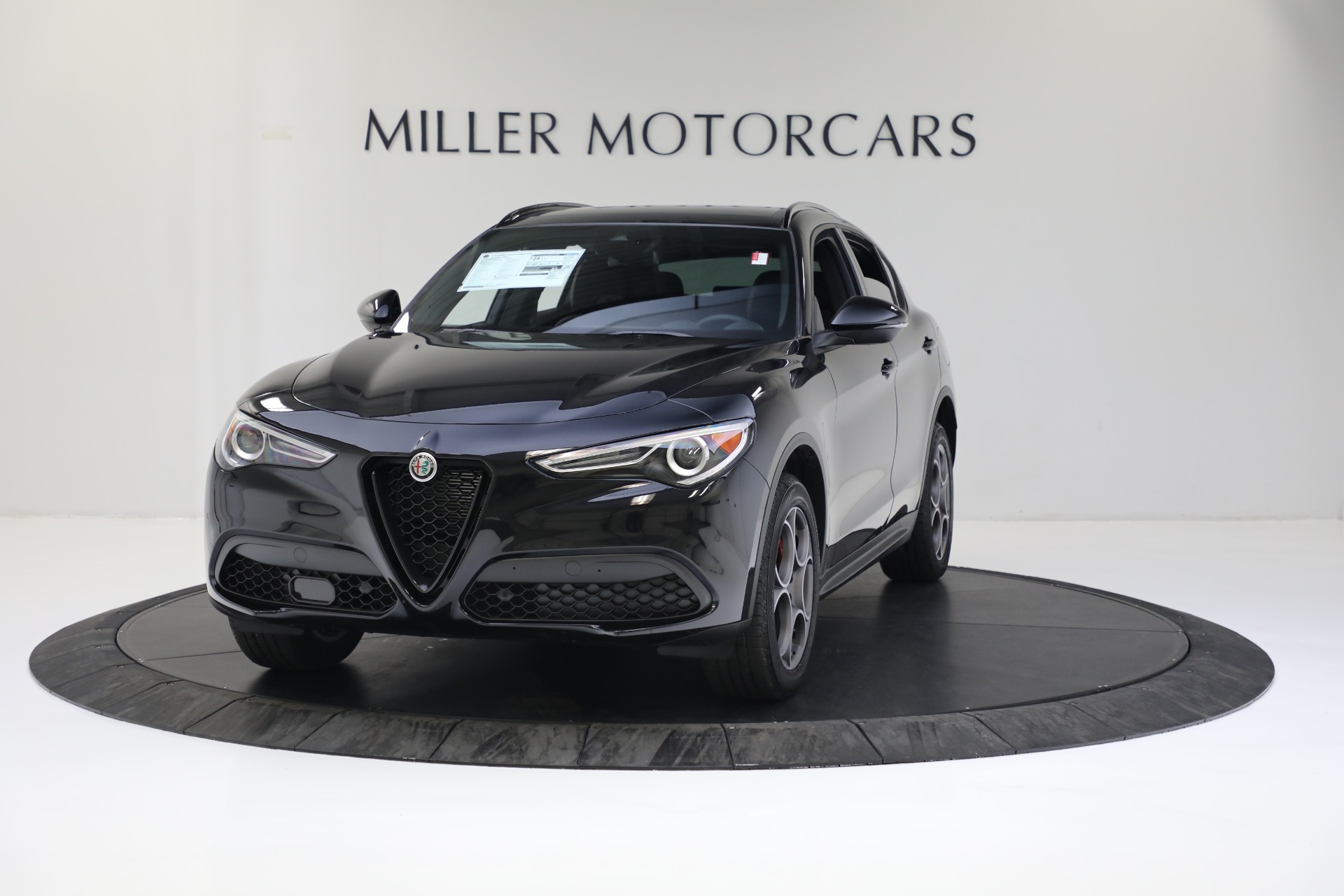 New 2022 Alfa Romeo Stelvio Sprint for sale Sold at Bugatti of Greenwich in Greenwich CT 06830 1