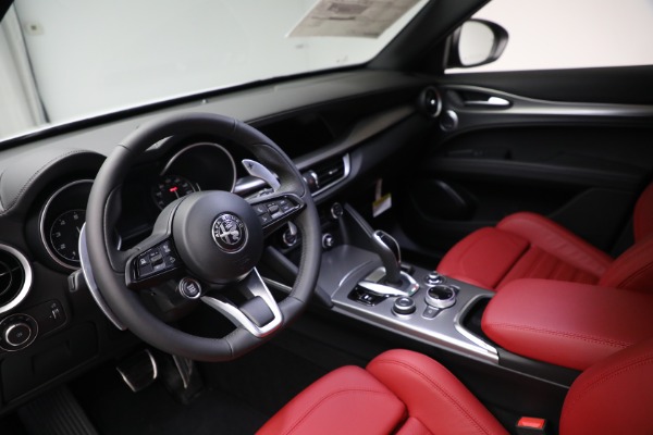 New 2022 Alfa Romeo Stelvio for sale $56,345 at Bugatti of Greenwich in Greenwich CT 06830 13