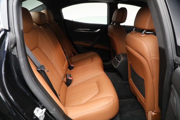 Used 2022 Maserati Ghibli Modena Q4 for sale Sold at Bugatti of Greenwich in Greenwich CT 06830 16