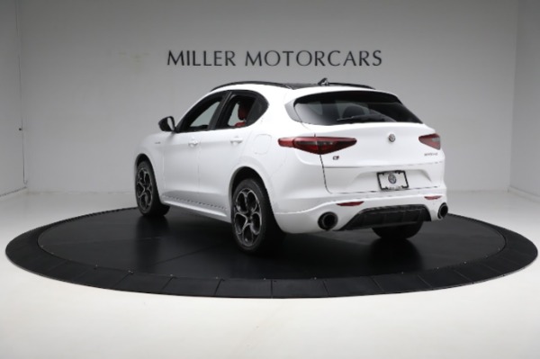 Used 2022 Alfa Romeo Stelvio Veloce for sale Sold at Bugatti of Greenwich in Greenwich CT 06830 11