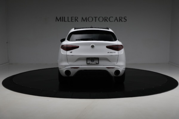 Used 2022 Alfa Romeo Stelvio Veloce for sale Sold at Bugatti of Greenwich in Greenwich CT 06830 13