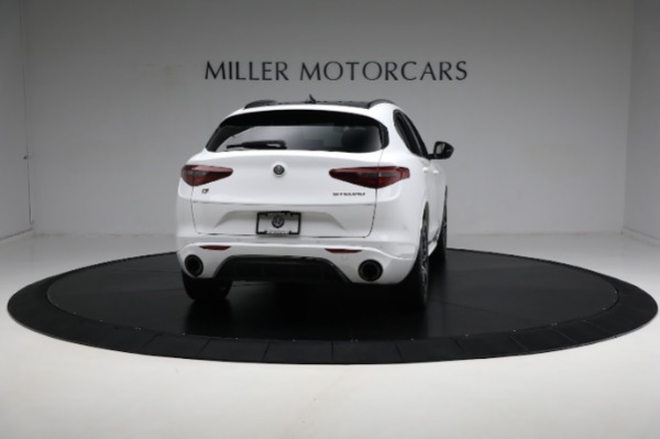 Used 2022 Alfa Romeo Stelvio Veloce for sale Sold at Bugatti of Greenwich in Greenwich CT 06830 14