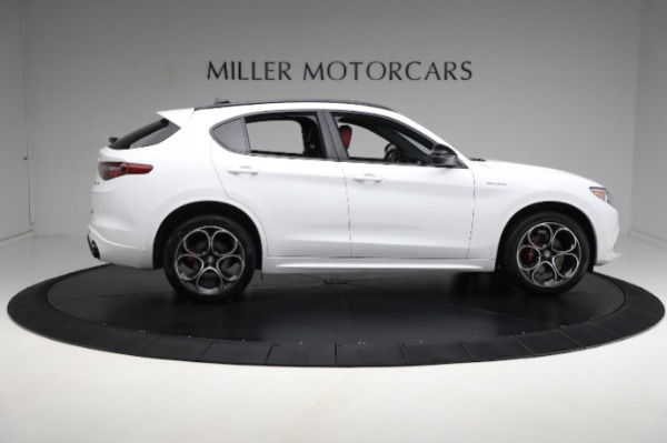 Used 2022 Alfa Romeo Stelvio Veloce for sale Sold at Bugatti of Greenwich in Greenwich CT 06830 19