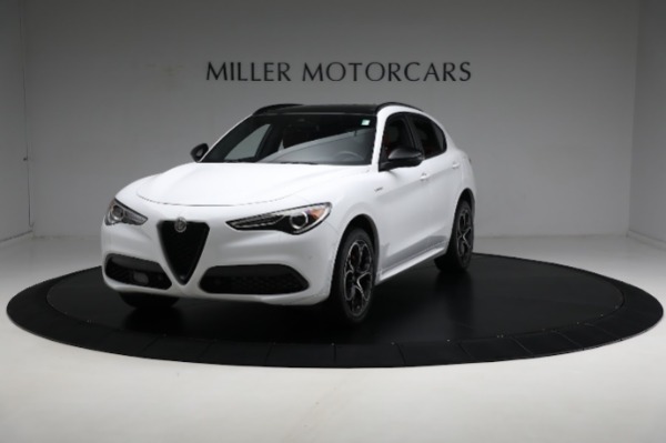 Used 2022 Alfa Romeo Stelvio Veloce for sale Sold at Bugatti of Greenwich in Greenwich CT 06830 2