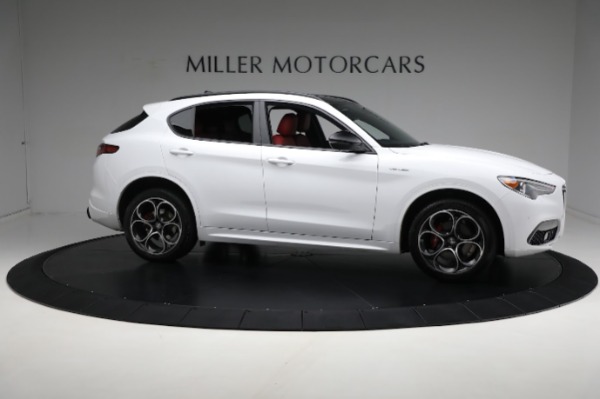 Used 2022 Alfa Romeo Stelvio Veloce for sale Sold at Bugatti of Greenwich in Greenwich CT 06830 21