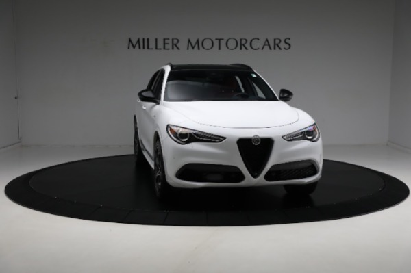 Used 2022 Alfa Romeo Stelvio Veloce for sale Sold at Bugatti of Greenwich in Greenwich CT 06830 25