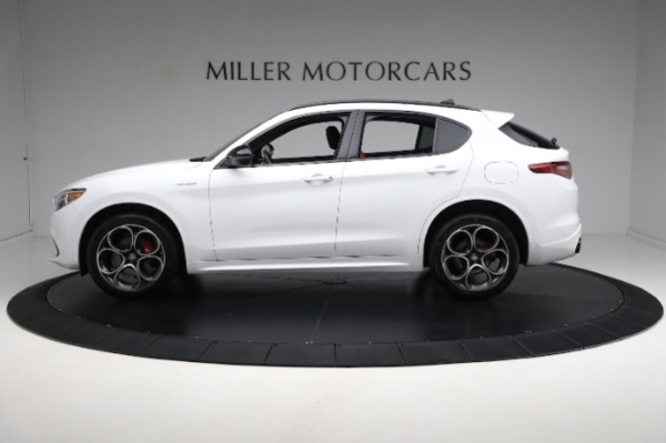 Used 2022 Alfa Romeo Stelvio Veloce for sale Sold at Bugatti of Greenwich in Greenwich CT 06830 7