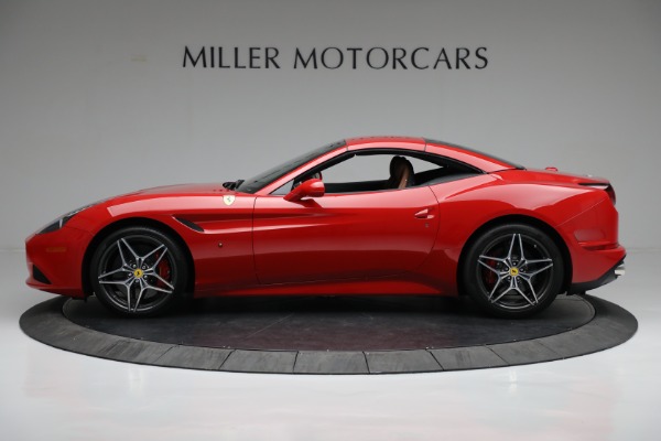 Used 2016 Ferrari California T for sale Sold at Bugatti of Greenwich in Greenwich CT 06830 14