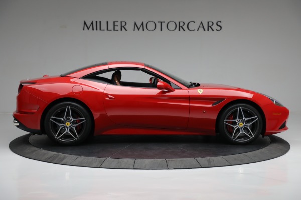 Used 2016 Ferrari California T for sale Sold at Bugatti of Greenwich in Greenwich CT 06830 18