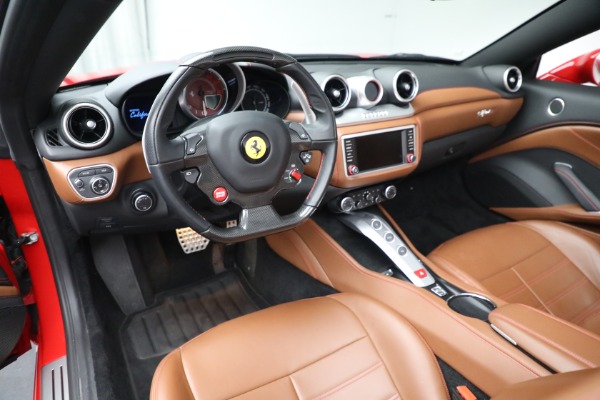 Used 2016 Ferrari California T for sale Sold at Bugatti of Greenwich in Greenwich CT 06830 22