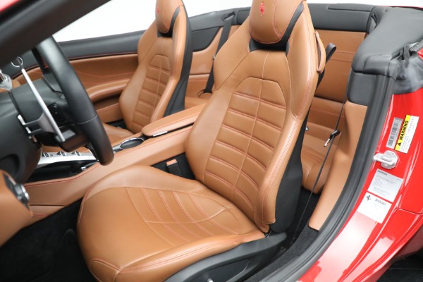 Used 2016 Ferrari California T for sale $179,900 at Bugatti of Greenwich in Greenwich CT 06830 24