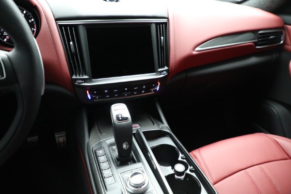 New 2022 Maserati Levante GT for sale $100,765 at Bugatti of Greenwich in Greenwich CT 06830 21