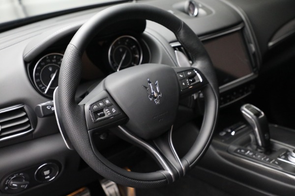 New 2022 Maserati Levante GT for sale $100,365 at Bugatti of Greenwich in Greenwich CT 06830 17