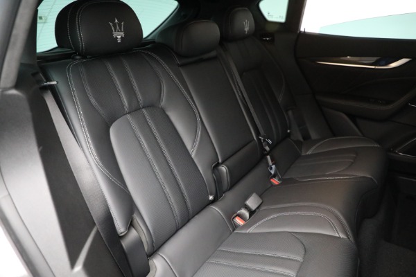 New 2022 Maserati Levante GT for sale $100,365 at Bugatti of Greenwich in Greenwich CT 06830 27