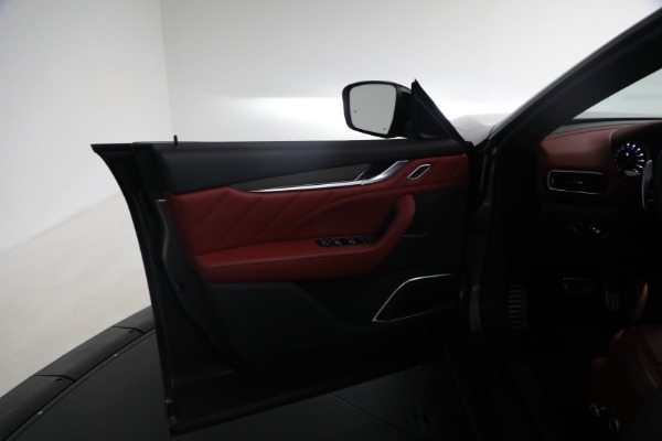 Used 2022 Maserati Levante Modena for sale Sold at Bugatti of Greenwich in Greenwich CT 06830 20