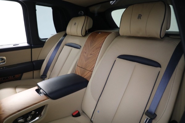 Used 2019 Rolls-Royce Cullinan for sale $419,900 at Bugatti of Greenwich in Greenwich CT 06830 21