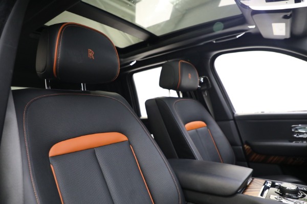 Used 2019 Rolls-Royce Cullinan for sale $399,900 at Bugatti of Greenwich in Greenwich CT 06830 26
