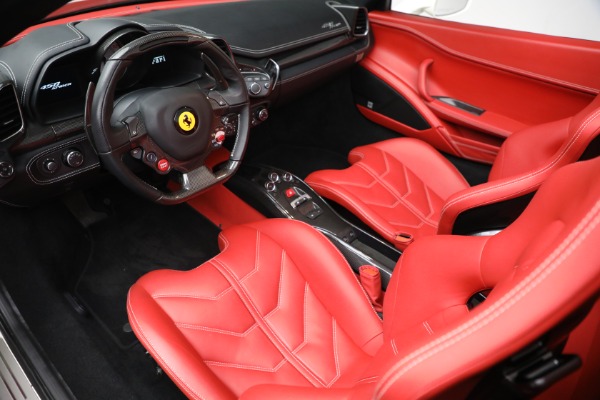 Used 2012 Ferrari 458 Spider for sale Sold at Bugatti of Greenwich in Greenwich CT 06830 19