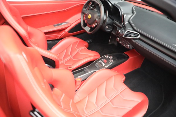 Used 2012 Ferrari 458 Spider for sale Sold at Bugatti of Greenwich in Greenwich CT 06830 27