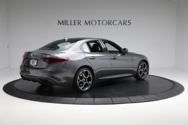 Used 2022 Alfa Romeo Giulia Veloce for sale Sold at Bugatti of Greenwich in Greenwich CT 06830 11