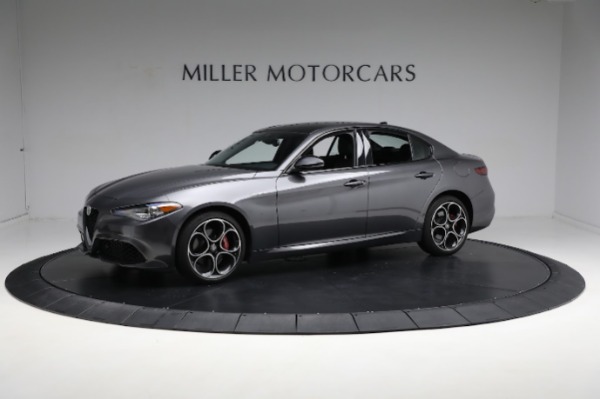 Used 2022 Alfa Romeo Giulia Veloce for sale Sold at Bugatti of Greenwich in Greenwich CT 06830 3